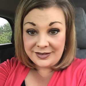 Meet your Posher, Tonya